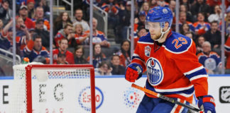 Leon Draisaitl emerging as front-runner for 2020 Hart Trophy Edmonton Oilers' forward Leon Draisaitl in the 2017 Stanley Cup Playoffs