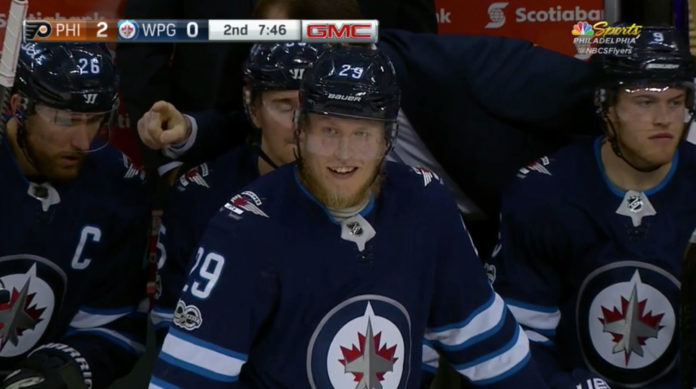 Patrik-Laine-chirps-Flyers-player Patrik Laine ruthlessly chirps Philadelphia Flyers player