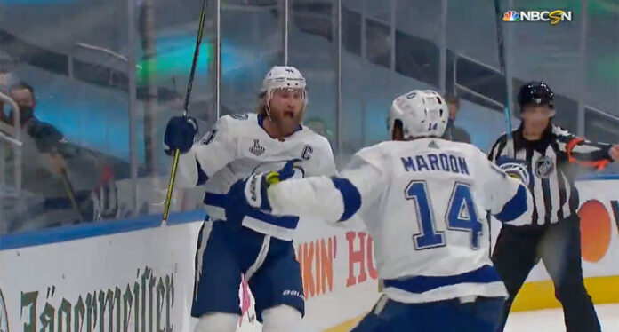 Steven-Stamkos Steven Stamkos snipes in his return