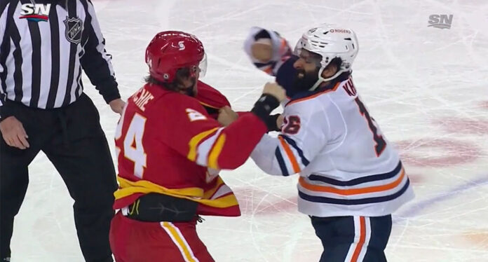 Jujhar-Khaira-knockout Edmonton Oilers forward Jujhar Khaira knocks out Calgary Flames forward Brett Ritchie