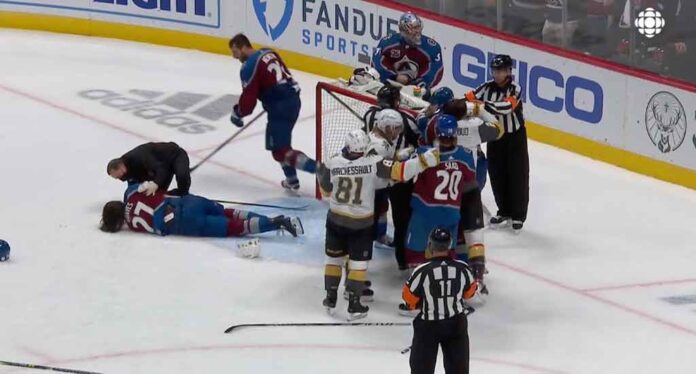 Ryan-Reaves-injures-Ryan-Graves Ryan Reaves injures Ryan Graves