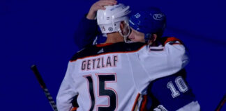 Tampa Bay Lightning pay respect to Ryan Getzlaf Tampa Bay Lightning and Corey Perry pay respect to Ryan Getzlaf