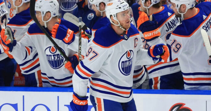 Connor-McDavid Connor McDavid celebrates goal with teammates