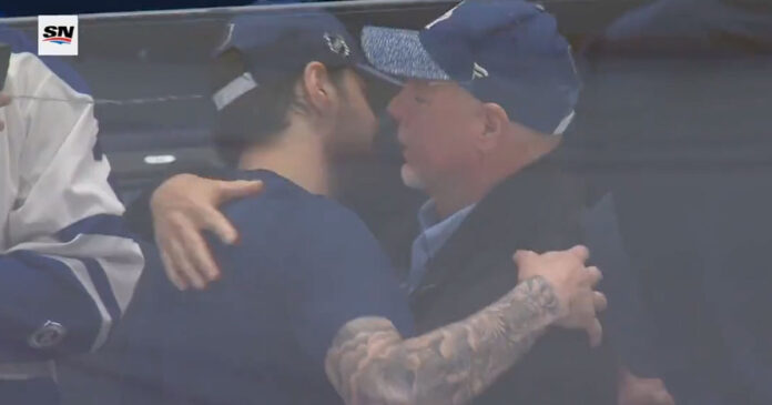Auston-Matthews-dad Auston Matthews shares special moment with dad after winning playoff series