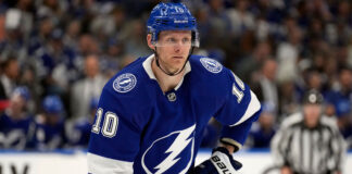 Chicago Blackhawks sign Corey Perry to one-year contract Corey Perry signs contract with Chicago Blackhawks