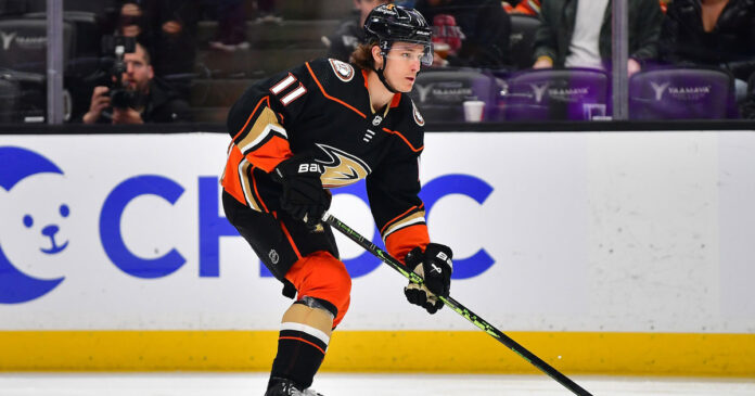 Trevor-Zegras Trevor Zegras signs contract extension