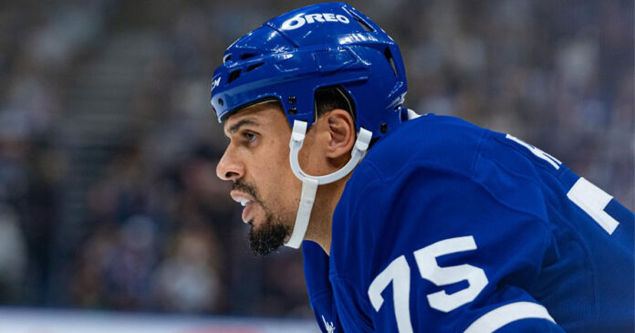 Ryan-Reaves-ejected Ryan Reaves ejected for hit on Darnell Nurse