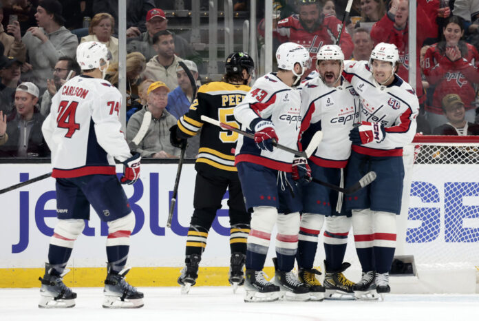 Alex Ovechkin scores goal 891 move within 4 Wayne Gretzky Alex Ovechkin celebrates career goal 891