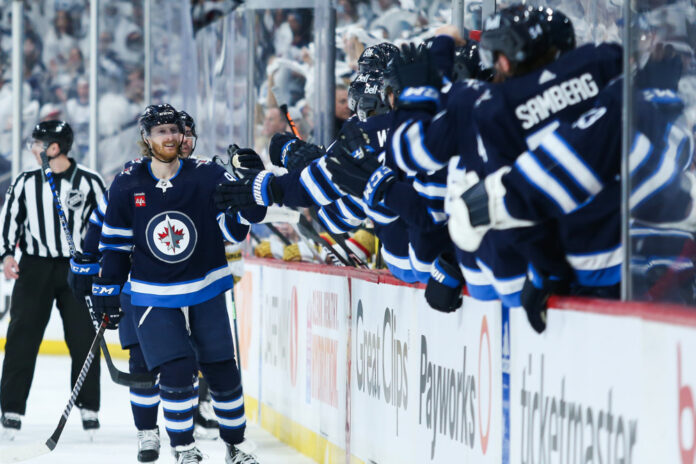 NHL: APR 22 Western Conference First Round - Golden Knights at Jets