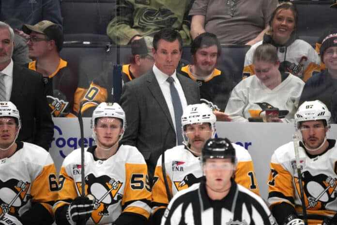 ceh231114012pit_cbj(1) Penguins, Mike Sullivan Goes Their Separate Ways After a Decade