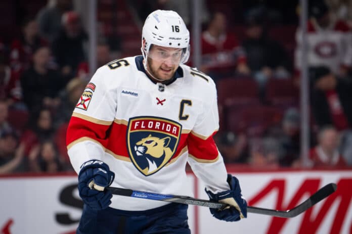 dig2503151927_fla_at_mtl(1) Panthers' Aleksander Barkov Exits Early vs Lightning After Nasty Brandon Hagel Hit