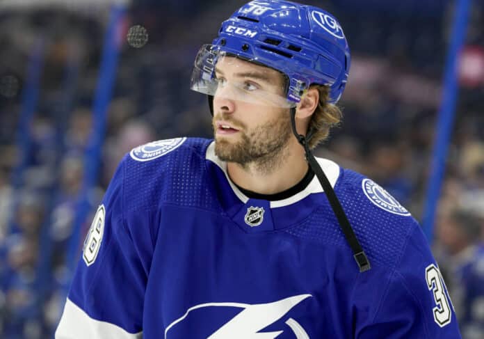 NHL: OCT 10 Predators at Lightning