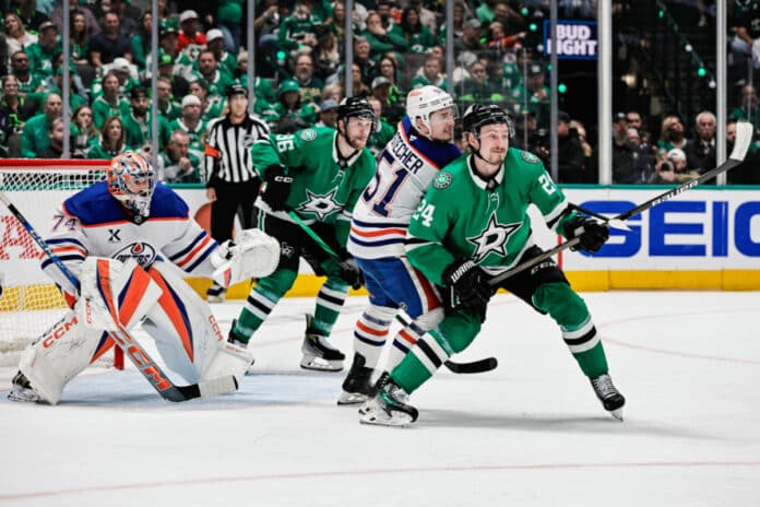 1692505231760_edm_at_dal(1) Pete DeBoer Gives Roope Hintz Injury Update After Stars' Game 3 Loss vs Oilers