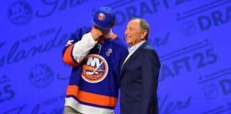 Islanders’ Matthew Schaefer Has Emotional Reaction to Being Drafted First Overall