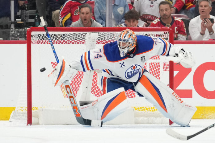 NHL: JUN 09 Stanley Cup Final Oilers at Panthers Edmonton Oilers goalie Stuart Skinner allows goal vs Florida Panthers