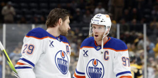 Connor McDavid & Leon Draisaitl Crash Beer League Game in Newmarket, Lose 6-2 Connor McDavid and Leon Draisaitl crash Beer League game in Newmarket, Ontario