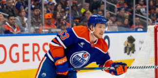 Jeff Skinner Signing: 379-Goal Scorer Lands in Switzerland