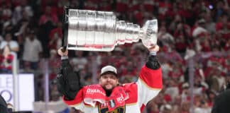 Tkachuk’s Emotional Farewell to Bobrovsky: ‘The Backbone’ SUNRISE, FL - JUNE 17: Florida Panthers goaltender Sergei Bobrovsky (72) celebrates with the cup hoisted following game six of the Stanley Cup Final between the Edmonton Oilers at the Florida Panthers on Tuesday, June 17, 2025 at Amerant Bank Arena in Sunrise, FL.