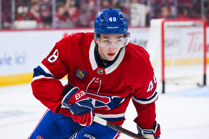 NHL: SEP 23 Preseason Flyers at Canadiens Montreal Canadiens defenseman Lane Hutson looks on