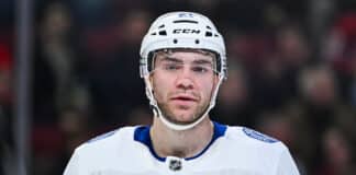 Brayden Point Helped Off Ice With Knee Injury After Scoring vs Flyers
