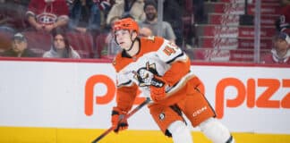 Sennecke, Carlsson Lead Ducks Past Knights to Even Series Anaheim Ducks right wing Beckett Sennecke skates during third period of NHL game vs Montreal Canadiens
