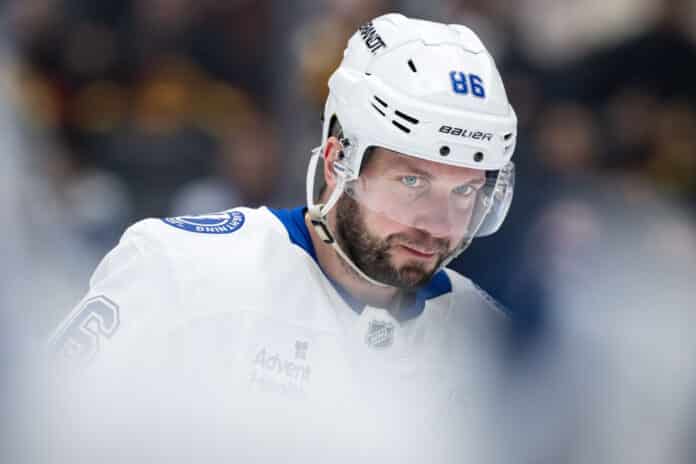 NHL: MAR 19 Lightning at Canucks Tampa Bay Lightning forward Nikita Kucherov waits for a faceoff