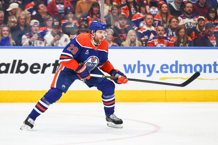 NHL: APR 22 Playoffs First Round Ducks at Oilers