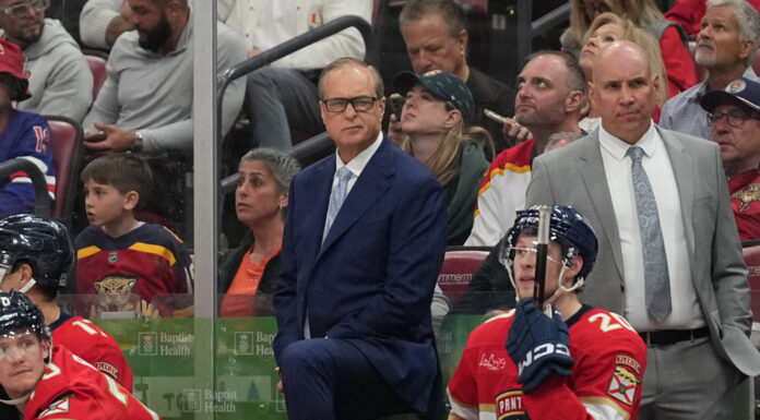 Paul Maurice Record: 44 Wins From NHL’s 1,000 Club Florida Panthers head coach Paul Maurice behind the bench during his 2,000th NHL game at Amerant Bank Arena