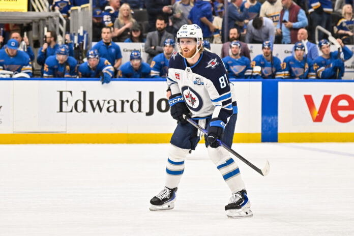 NHL: APR 09 Jets at Blues