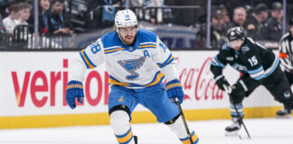 Blues’ Asking Price for Robert Thomas Stunned the Flyers Robert Thomas St. Louis Blues center skates with the puck