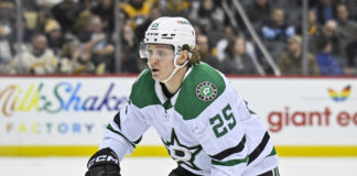 Stars Bring Back Joel Kiviranta in Free Agency Signing Dallas Stars left wing Joel Kiviranta skates during an NHL game