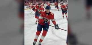 Tomas Nosek Signing: Cup Winner Leaves NHL for Pardubice Tomas Nosek Panthers warmups before signing with Dynamo Pardubice