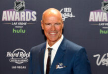 Mark Messier 9/11: Rangers Legend Reunites With FDNY Captain Mark Messier former New York Rangers captain at the NHL Awards
