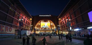 Stars Arena: Dallas Picks HNTB to Design Plano Build American Airlines Center exterior in Dallas as Stars fans arrive, the arena the team plans to leave for a new Plano building