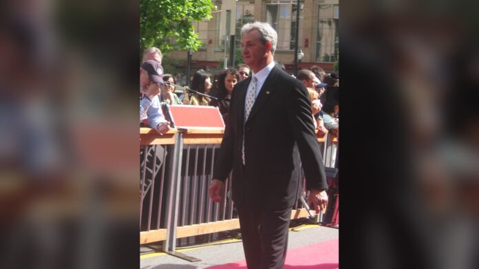 Darryl Sutter Flames contract negotiations Rhett Warrener Darryl Sutter arrives at the 2006 NHL Awards during his time as Calgary Flames coach and general manager