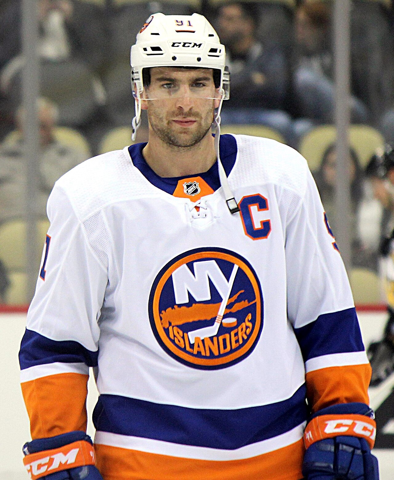 John Tavares in a white New York Islanders jersey with the captain's C, March 2018