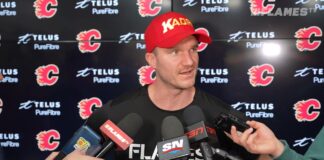 Jonathan Huberdeau Trade: Why Calgary Has to Wait Calgary Flames forward Jonathan Huberdeau speaks to reporters about his contract and trade speculation