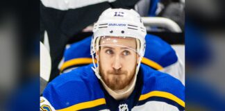 Kevin Hayes KHL Signing: ‘My Wife Is From Russia’ Kevin Hayes signs one-year KHL contract with Ak Bars Kazan after 12 NHL seasons