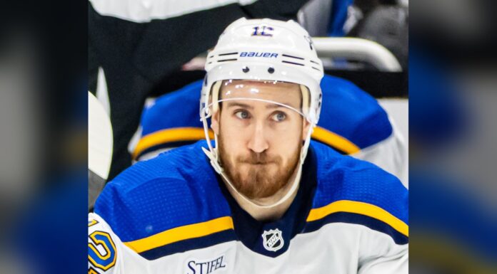Kevin Hayes KHL Signing: ‘My Wife Is From Russia’ Kevin Hayes signs one-year KHL contract with Ak Bars Kazan after 12 NHL seasons