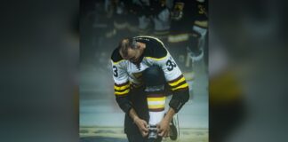 Zdeno Chara Retirement: Skates Left at Center Ice in Slovakia Zdeno Chara unlaces his skates at center ice after his farewell game retirement in Trencin Slovakia