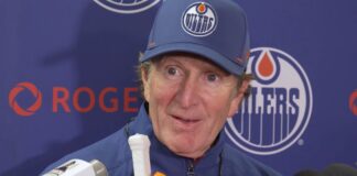 Babcock Responds to Messier’s Criticism of Oilers Hire Mike Babcock speaks to reporters about Mark Messier comments on his Oilers hiring