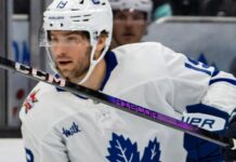 Jarnkrok on Berube Scratch: ‘It Was a Little Weird’ Calle Jarnkrok Toronto Maple Leafs Craig Berube healthy scratch