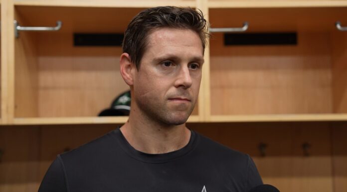 Casey DeSmith Extension: Stars Lock Up Oettinger’s Backup Dallas Stars goaltender Casey DeSmith speaks to reporters in the Stars locker room