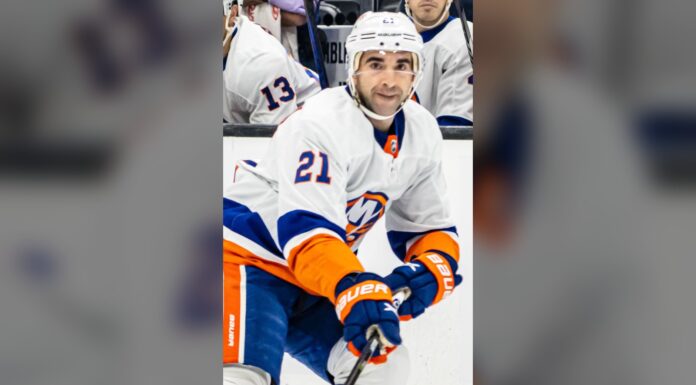 Kyle Palmieri Injury Return: Darche Says He’s ‘Fully Healthy’ Kyle Palmieri New York Islanders injury return ACL fully healthy training camp
