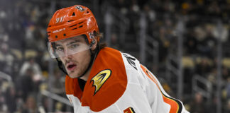 Leo Carlsson Offer Sheet: ‘Hard to Say No’ to Flyers Money Anaheim Ducks center Leo Carlsson (91) looks on during a game against the Pittsburgh Penguins at PPG Paints Arena