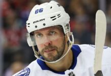 Kucherov: NHL Game Is ‘Faster, But Very Dumb. Low IQ’ Tampa Bay Lightning right wing Nikita Kucherov looks on during an NHL game