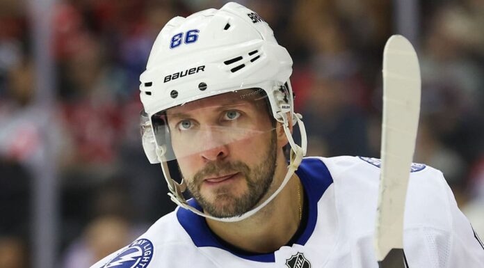 Kucherov: NHL Game Is ‘Faster, But Very Dumb. Low IQ’ Tampa Bay Lightning right wing Nikita Kucherov looks on during an NHL game