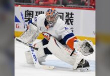 Varlamov Injury Update: Darche Calls It ‘Almost a Miracle’ Semyon Varlamov injury update as the New York Islanders goalie makes a glove save