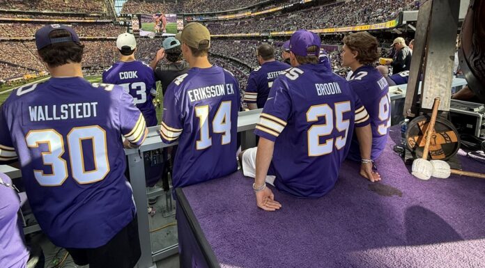 Kaprizov, Wild Teammates Lead Skol Chant at Vikings Game Kirill Kaprizov, Joel Eriksson Ek, Jonas Brodin and Jesper Wallstedt wear custom Vikings jerseys at U.S. Bank Stadium