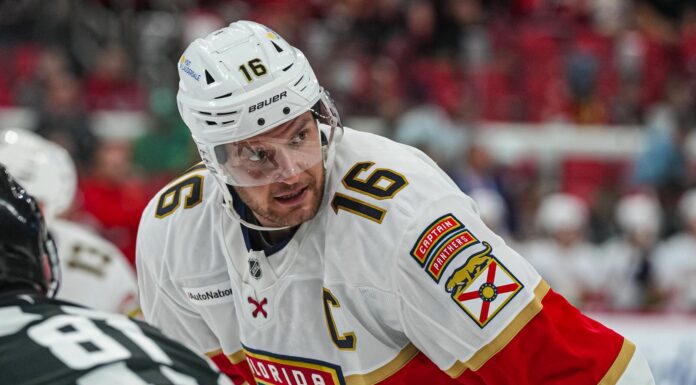 Barkov Injury Update: Panthers Captain Out 6-8 Weeks, No Surgery Florida Panthers captain Aleksander Barkov waits for a faceoff against the Carolina Hurricanes